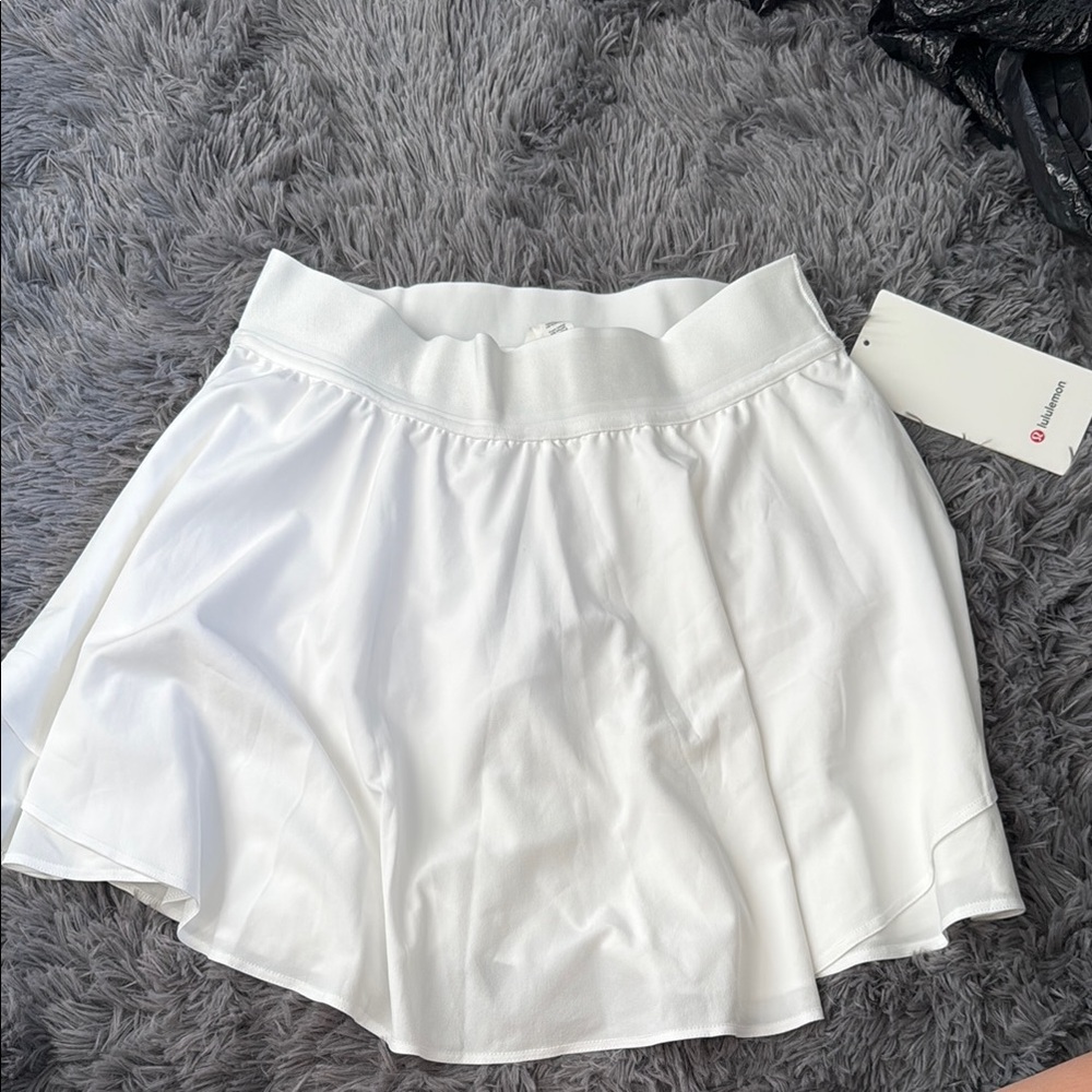 Lululemon Court Rival HR Skirt New - White